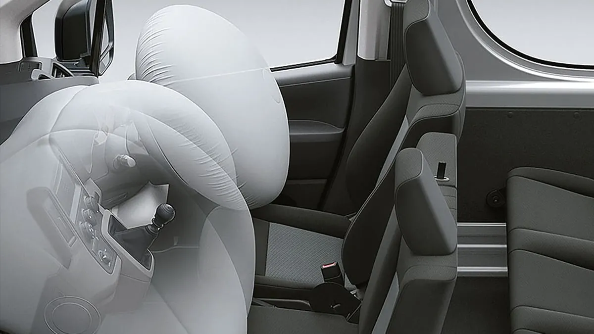 toyota-my-hiace-safety-srs-airba