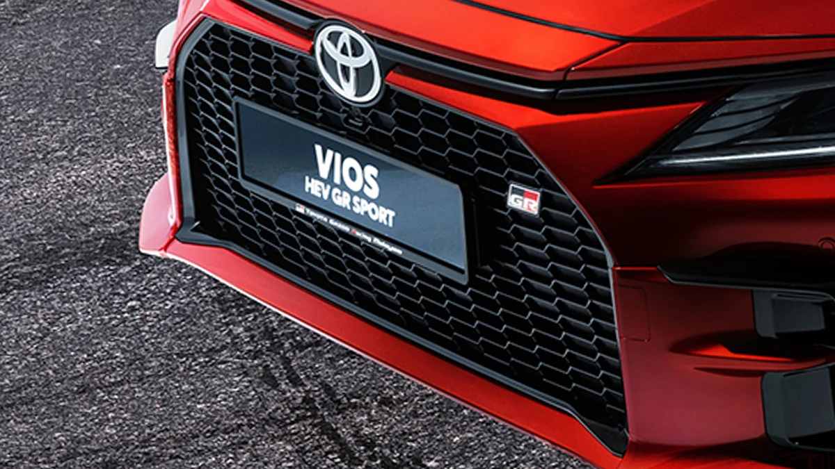 toyota-vios-hev-grs-honeycomb-grille-v2