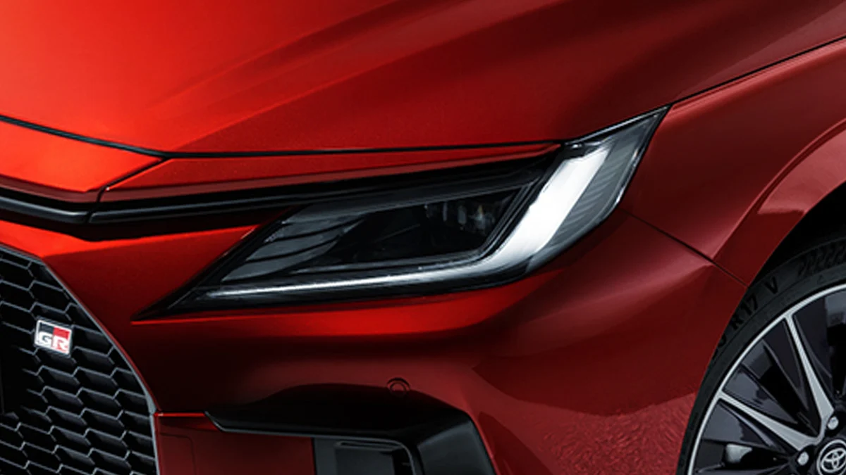 toyota-vios-hev-grs-led-headlamps-with-auto-high-beam