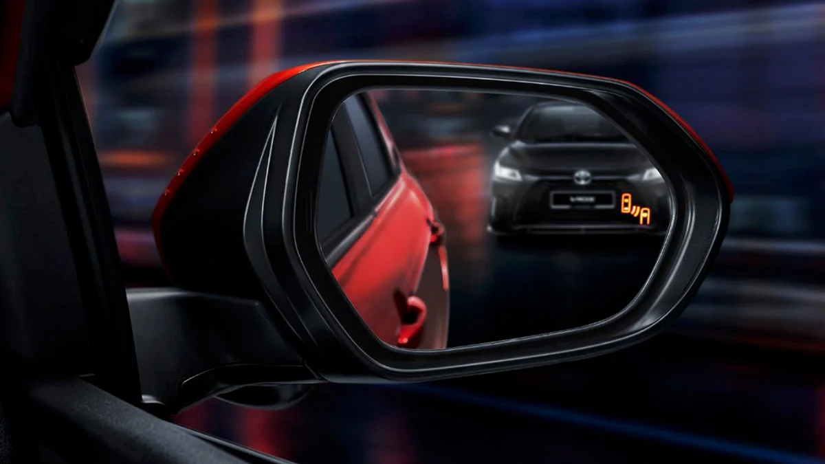 toyota-vios-hev-grs-rcta